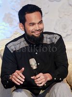 Teuku Wisnu dan Jenggotnya yang Makin Lebat