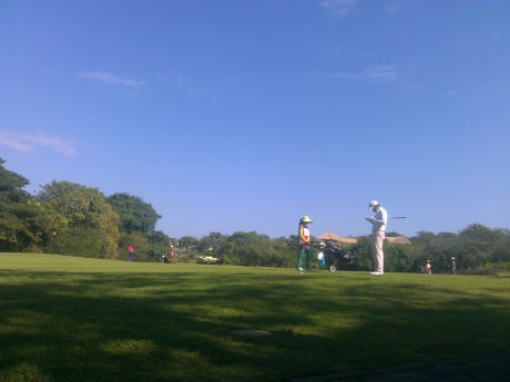 Kencangnya Angin Jadi Tantangan Pegolf di Bali National Golf Championship