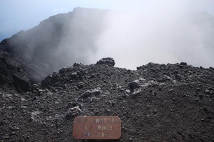 Liburan ke Jambi, Mendaki Ekstrem di Gunung Kerinci