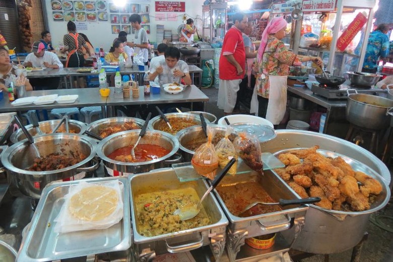 4 Tempat Wisata Kuliner Halal Di Bangkok