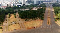 Kebersihannya makin terlihat jelas jika dilihat dari puncak Monas.     