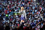 Shake It Off! Keseruan Taylor Swift di 'The 1989 World Tour'