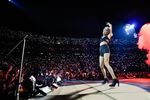Shake It Off! Keseruan Taylor Swift di 'The 1989 World Tour'
