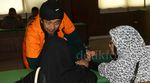 Terdakwa Sidang ISIS Salat Zuhur di Ruang Sidang