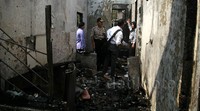 Selain itu, polisi juga menanyai dua saksi mata perihal kejadian tersebut.