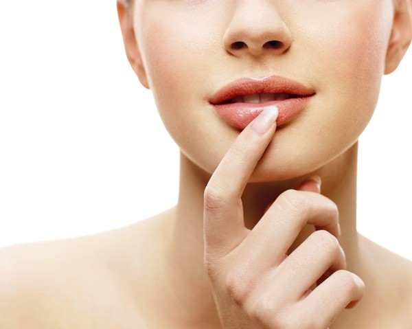 Bibir Kering dan Pecah-pecah? Atasi dengan Pola Makan Mediterania