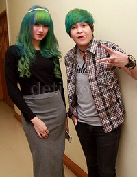 Tak hanya Dara, Mita juga berambut hijau. Pool/Gus Mun/detikFoto.
