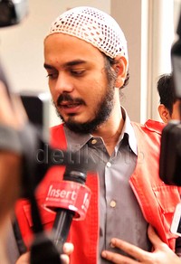Rio mengalami perubahan fisik yang mungkin membuat orang tak mengenalinya. Pool/Noel/detikFoto.