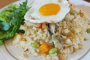 Menu Hari Ke-13: Gurihnya Nasi dan Mie Jamur yang Mantap Mengenyangkan
