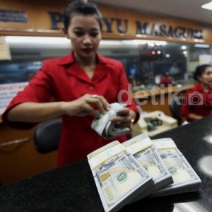 Yunani Terancam Bangkrut, Dolar AS Dekati Rp 13.400