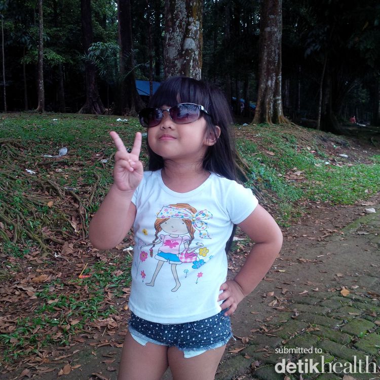 Khansa Azalea Bullah