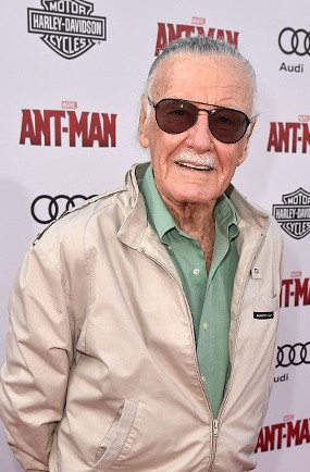Stan Lee Dilarikan ke Rumah Sakit Setelah Minta Pertolongan