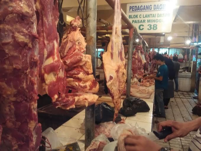 Pedagang Ramal Harga Daging Sapi Jelang Lebaran Tembus Rp 130.000/Kg