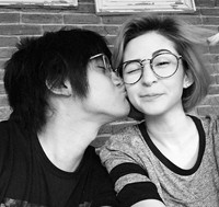     Kemesraan Kevin dan Naomi. (Instagram)     