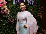 Ehmm... Al Ghazali Cium Tangan Puteri Indonesia 2014
