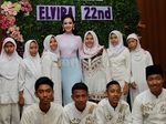 Ehmm... Al Ghazali Cium Tangan Puteri Indonesia 2014