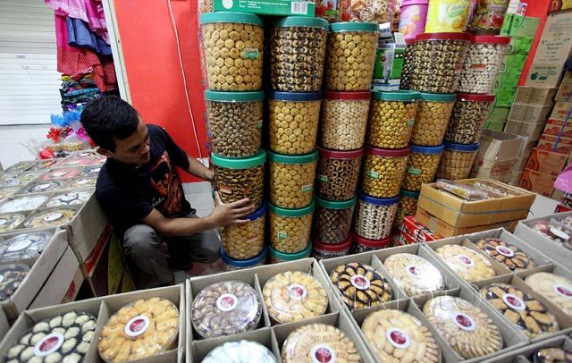 lowongan toko selatan jakarta Jelang Kering Kue Harga Merangkak Naik Lebaran