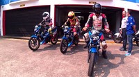 Tiga pebalap yang menjalani latihan adalah Adhi Chandra, Andreas Gunawan, dan Dedi Kurniawan. Ist/Suzuki.