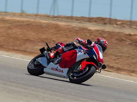 Honda Bikin Loyo RC213V-S di Jepang