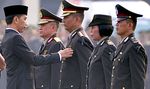 Pita Hitam Jokowi di HUT Bhayangkara