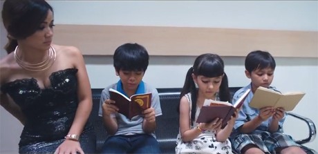 Kehidupan Makin Modern, Mae Lupa Cara Mengaji