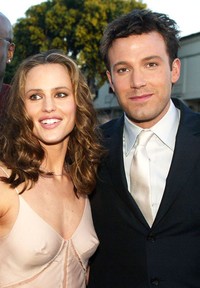 Ben dan Jen bertemu saat terlibat dalam film Daredevil pada 2003. Saat itu, Ben masih menjadi kekasih Jennifer Lopez.     