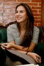 Senyuman Irish Bella ini Bikin Pagi Anda Lebih Berwarna