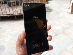 Ponsel 4G Paling Tipis Tiba dari Prancis