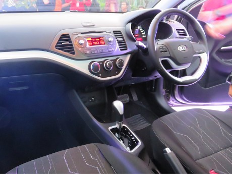 Membedah Model Kia Picanto Termewah Membedah Model Kia Picanto Termewah