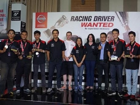 Ini 6 Gamers Nissan GT Academy yang Melancong ke Inggris