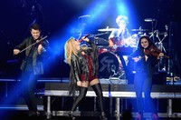 Digelar di Madison Square Garden baru-bari ini di New York, Amerika Serikat, penyanyi asal Kanada itu sukses mengobati kerinduan penggemarnya. Jamie McCarthy/Getty Images/detikFoto.
