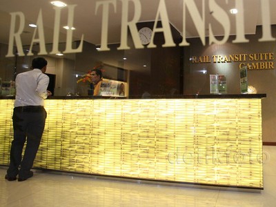 Hotel Transit di Stasiun Gambir Diresmikan