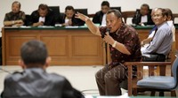 Jhonny Allen bersaksi untuk  Sutan Bhatoegana.