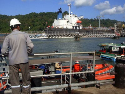 Kapal Martha Petrol Segera Dievakuasi dari Teluk Penyu