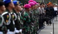 Apel Persiapan Kereta Api untuk Lebaran 2015 diikuti oleh pihak kepolisian, TNI satgas pengamanan kereta api, perwakilan pramuka, masinis, dan teknisi DAOPS 1.