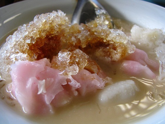 Wah, Segar Kenyal Es Gempol untuk Buka Puasa