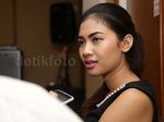 Della Wulan, Hot Mom yang Jadi Anak Band