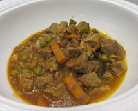 Menu utama ini bernama Tas Kebabi. Paduan daging kambing yang empuk juicy ditambah dengan kacang polong dan kuah tomat yang kental sangat pas disantap dengan nasi butter yang pulen.