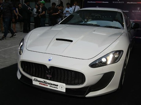 Maserati Edisi 100 Tahun Cocok untuk Trek Balap dan Jalan Umum