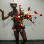 Begini Penampilan Aming di Parade Gay Australia