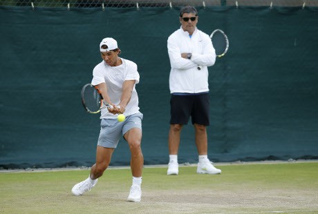 Nadal Disarankan Ganti Pelatih