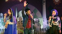 Acara ini juga dimeriahkan penampilan band D'Masiv.