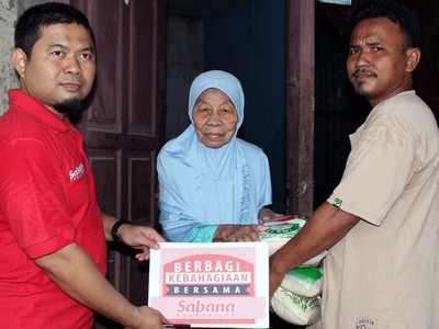 Penyaluran Zakat untuk Warga Jati Makmur