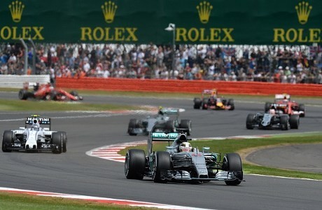 Hamilton Juara, Mercedes Finis 1-2
