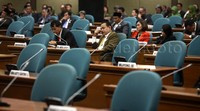 Anggota DPRD DKI Jakarta mendengarkan paparan BPK.