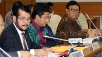Rapat kemudian dimulai dengan paparan dari perwakilan pihak terkait satu per satu. Rapat berlangsung secara terbuka. Lamhot Aritonang/detikFoto.
