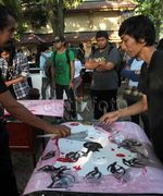 Melukis Bersama 10 Seniman Terkemuka Indonesia