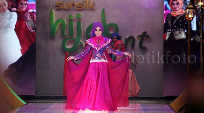 Bella Almira Juara Sunsilk Hijab Hunt 2015