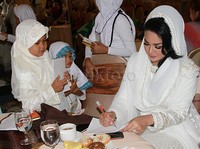 KD menggelar acara buka puasa bersama anak yatim. Pool/Gus Mun/detikFoto.