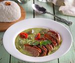 Mencicip Tongseng dan Nasi Komplet di Dill Gourmet